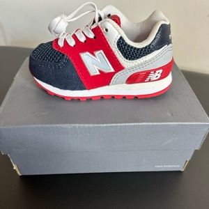 Infant size 5 tennis shoes